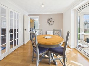 Dining Room- click for photo gallery
